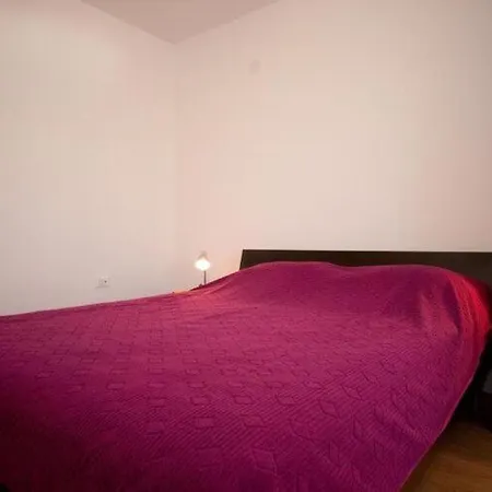 Briest - Two Bedroom With Balcony And City View A4 Apartment *