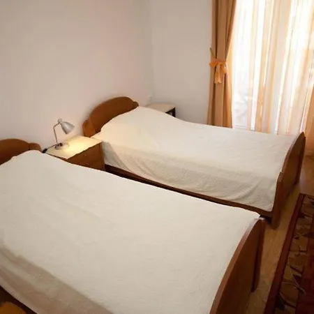 Briest - Two Bedroom With Balcony And City View A4 Apartment *
